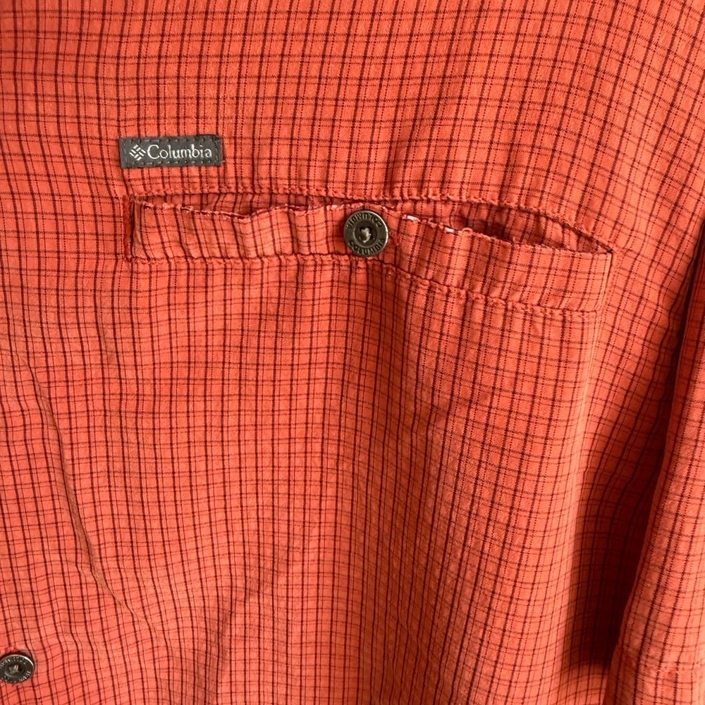 Men’s L Orange Checkered Columbia Lightweight Distressed Casual Button Up Shirt - Picture 2 of 7
